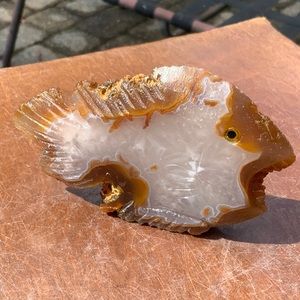 AGATE HAND CARVED FISH